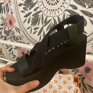 Rocket Dog Platform Sandals
